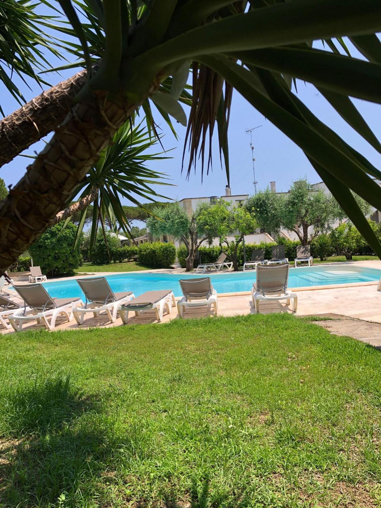 Otus Camere Otranto Luaran gambar
